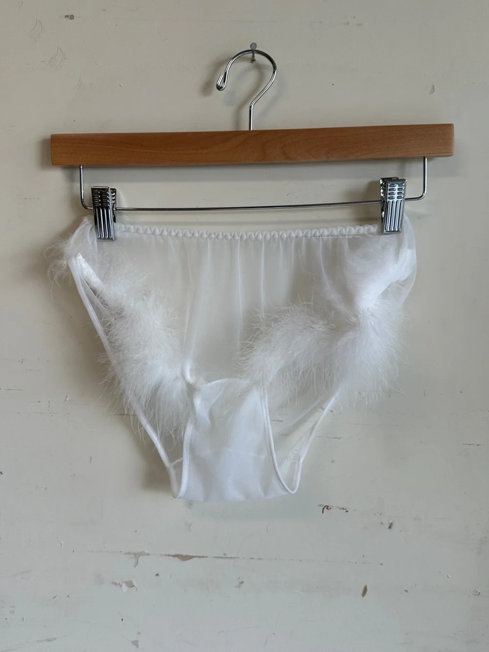 Vintage 60s feather trim babydoll and panties set